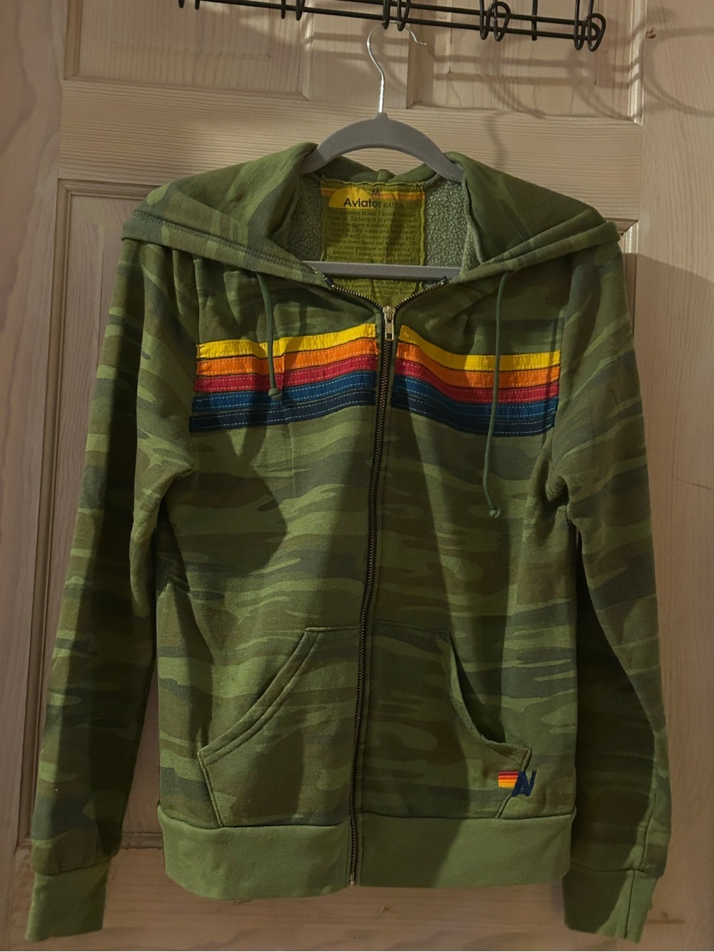AVIATOR NATION 5 STRIPE HOODIE - CAMO. Women’s Medium - Picture 4 of 10